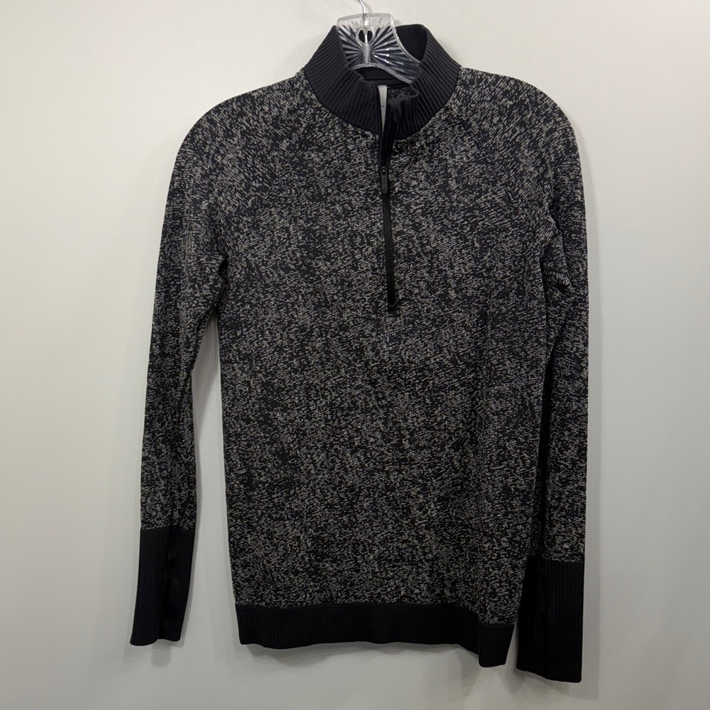 Lululemon Women Rest Less 1/2 Zip Pull Over Black White size 6